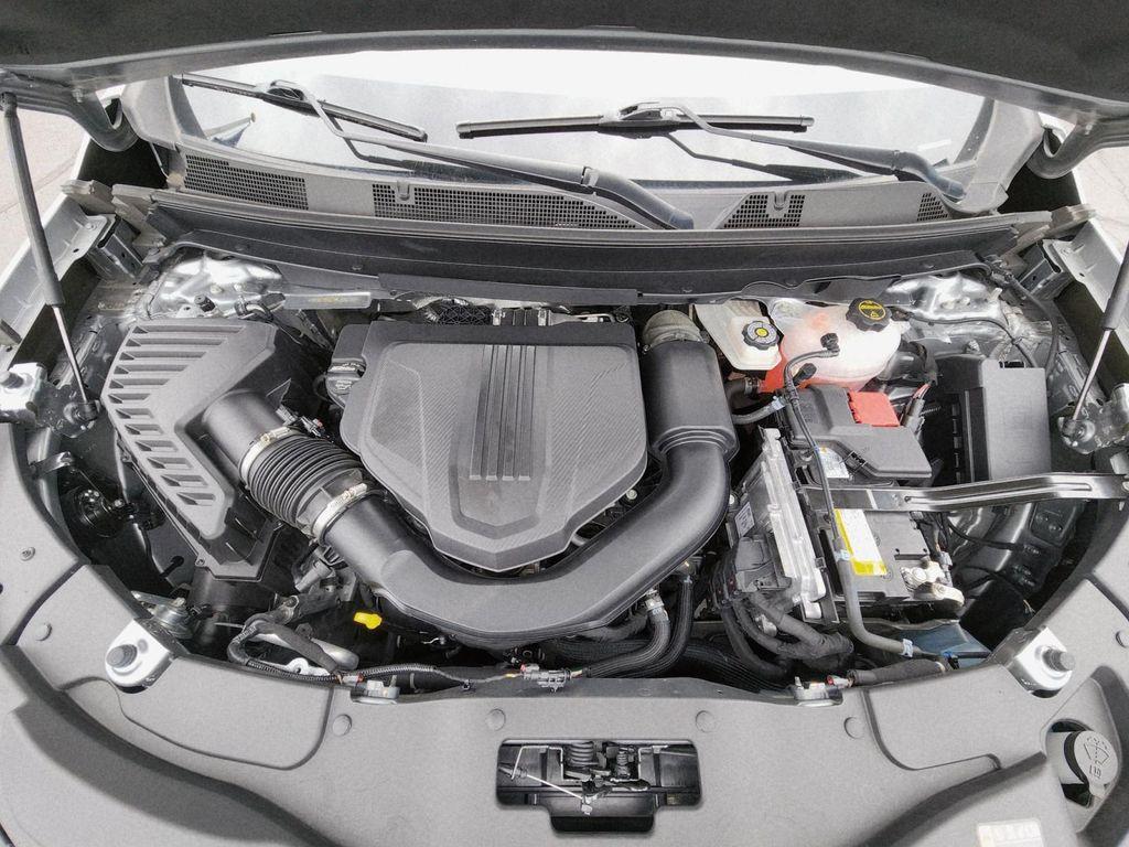 used 2024 Chevrolet Traverse car, priced at $39,987