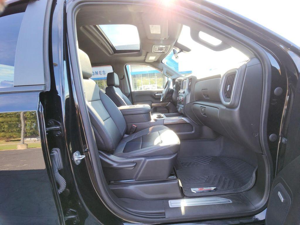 used 2021 Chevrolet Silverado 1500 car, priced at $41,987