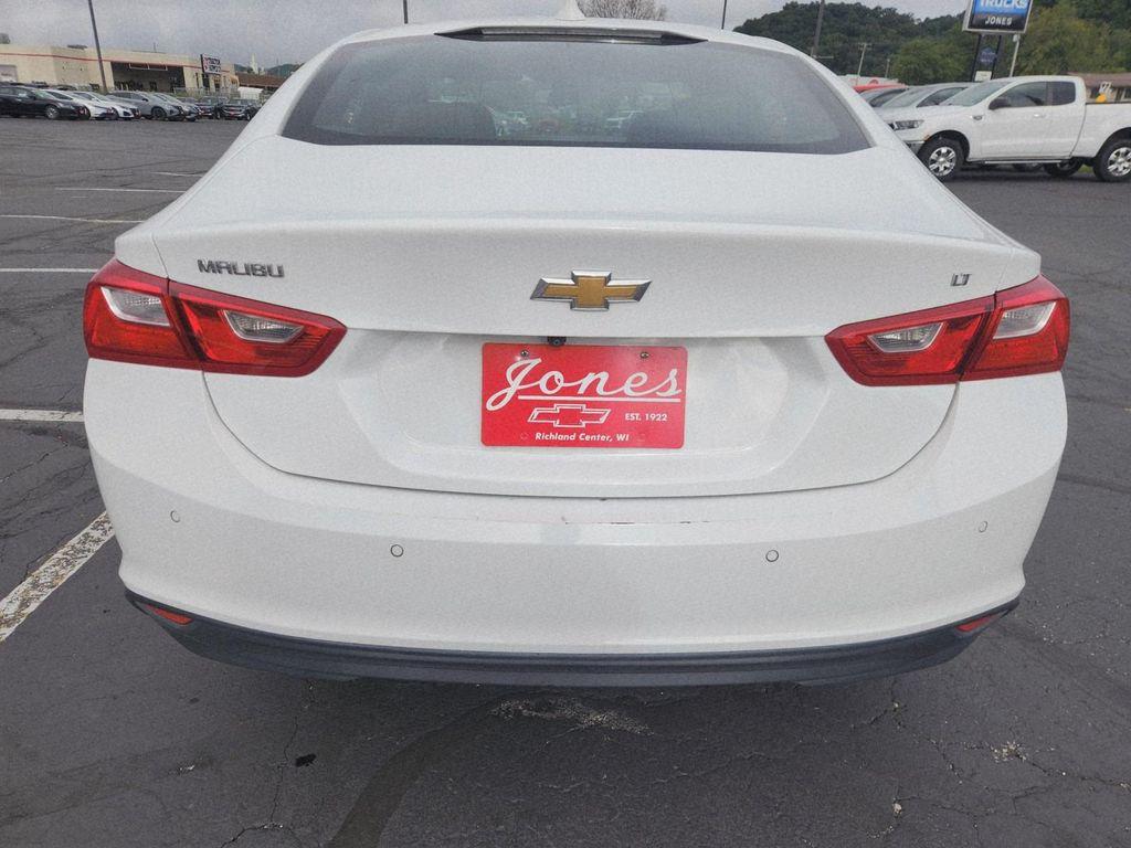 used 2024 Chevrolet Malibu car