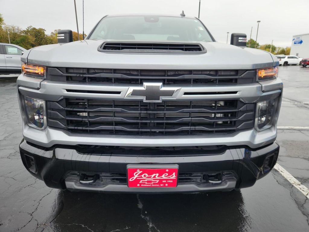 used 2024 Chevrolet Silverado 2500 car