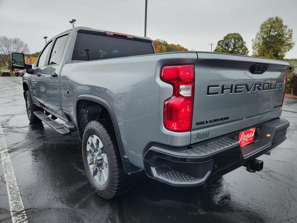 used 2024 Chevrolet Silverado 2500 car