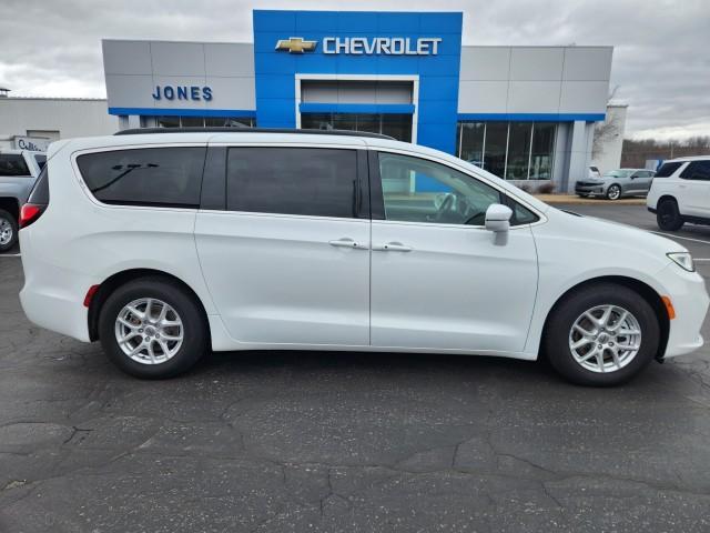 used 2022 Chrysler Pacifica car, priced at $24,987