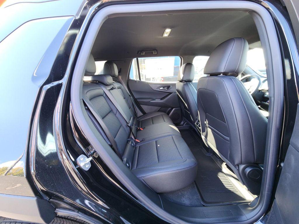 new 2026 Chevrolet Equinox car, priced at $35,179