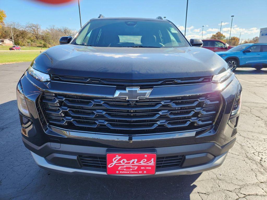 new 2026 Chevrolet Equinox car, priced at $35,179