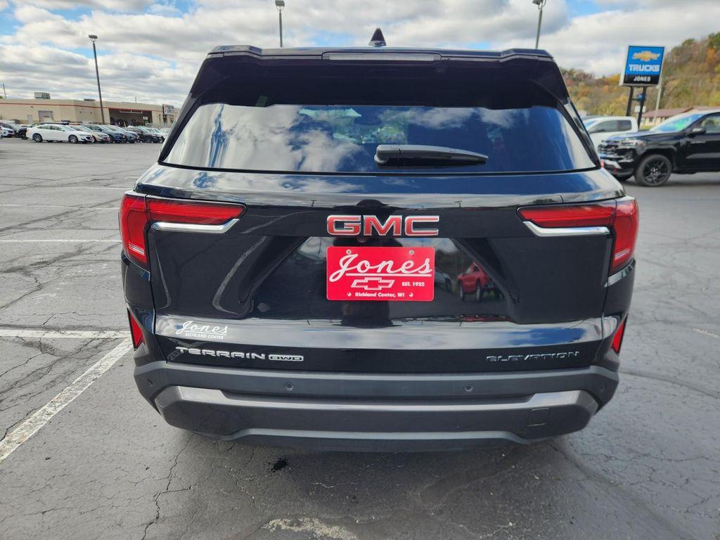 used 2025 GMC Terrain car, priced at $28,987