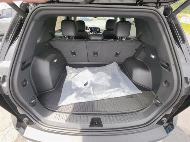 new 2026 Chevrolet Equinox car, priced at $35,640
