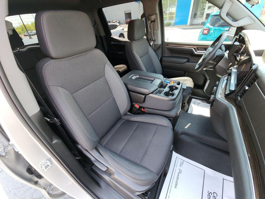 used 2022 Chevrolet Silverado 1500 car, priced at $41,975