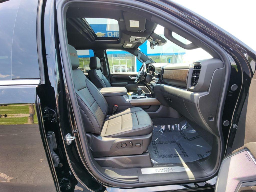 used 2024 Chevrolet Silverado 1500 car, priced at $51,975