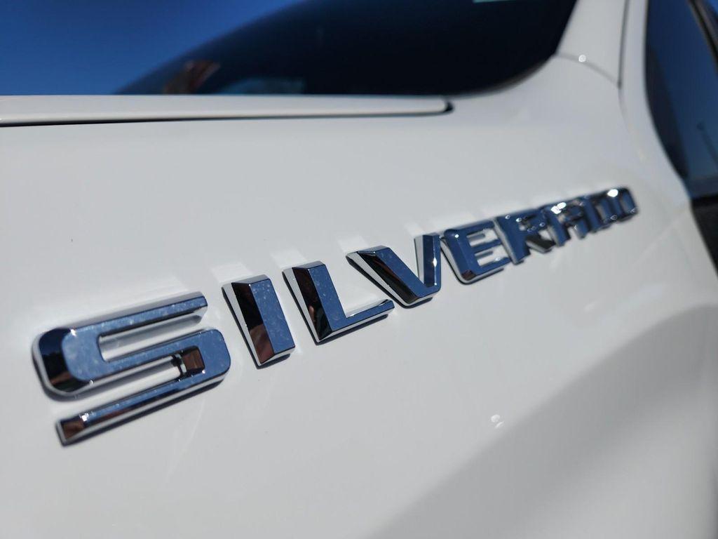 new 2025 Chevrolet Silverado 1500 car, priced at $51,965