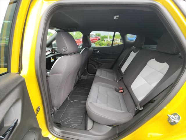 new 2025 Chevrolet Trax car, priced at $24,700