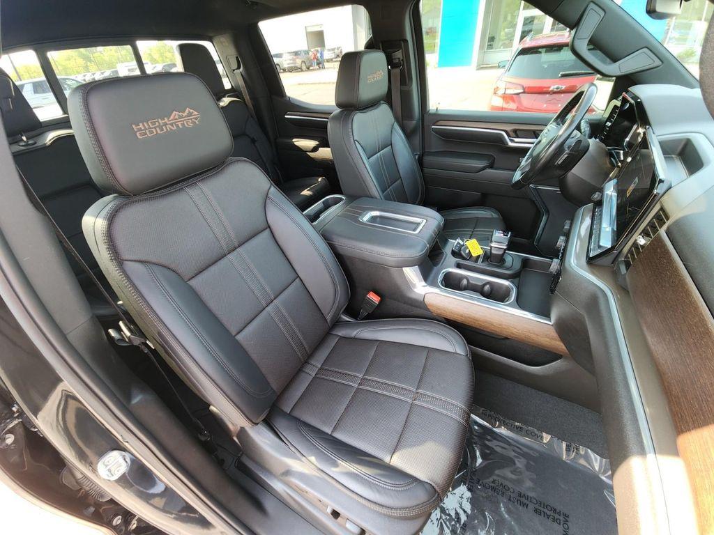 used 2022 Chevrolet Silverado 1500 car, priced at $47,675