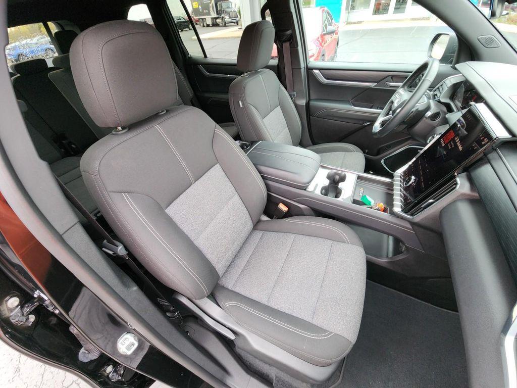 used 2025 GMC Acadia car, priced at $37,987