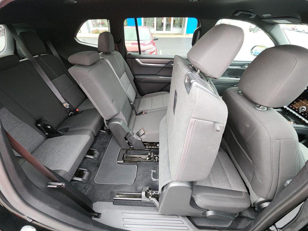 used 2025 GMC Acadia car, priced at $37,987