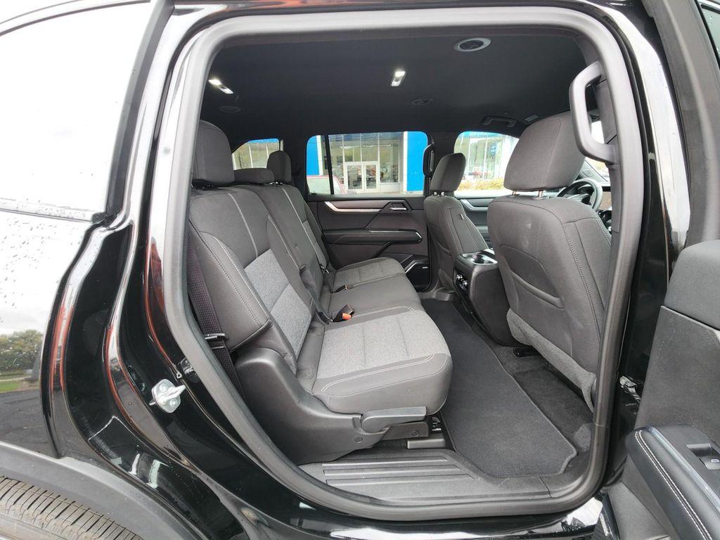 used 2025 GMC Acadia car, priced at $37,987