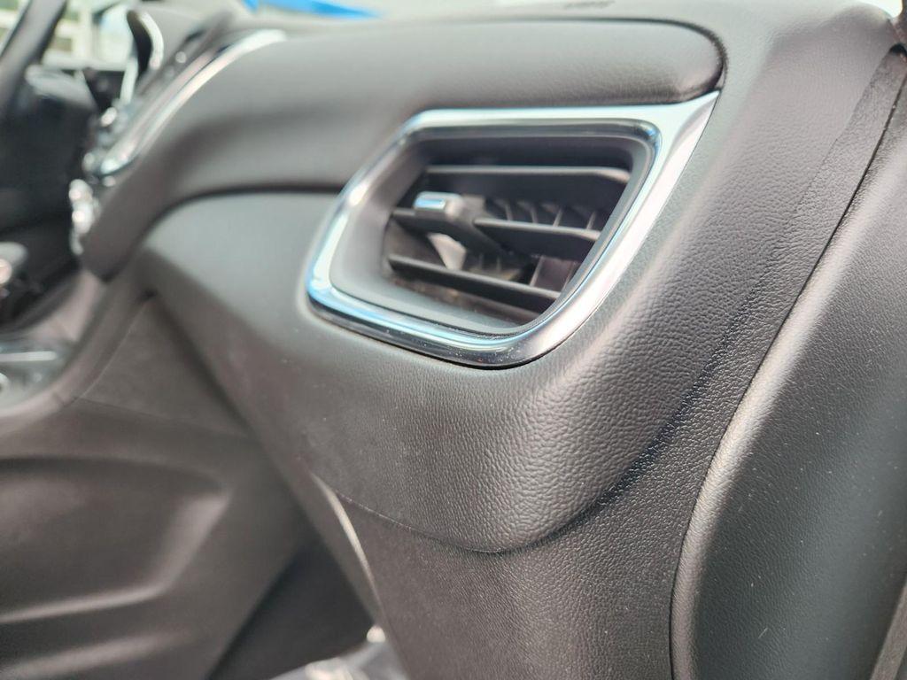 used 2022 Chevrolet Equinox car, priced at $23,987