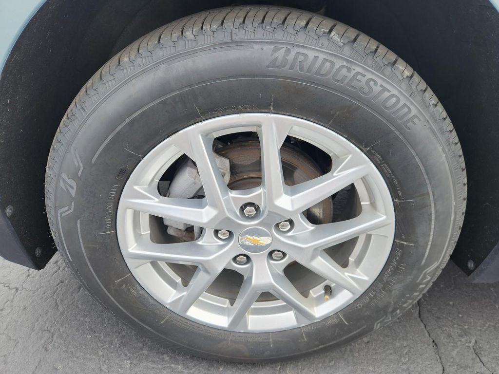 used 2022 Chevrolet Equinox car, priced at $23,987