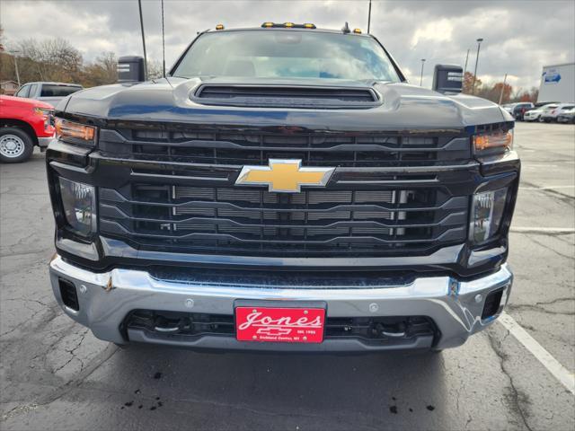 new 2025 Chevrolet Silverado 3500 car, priced at $54,785