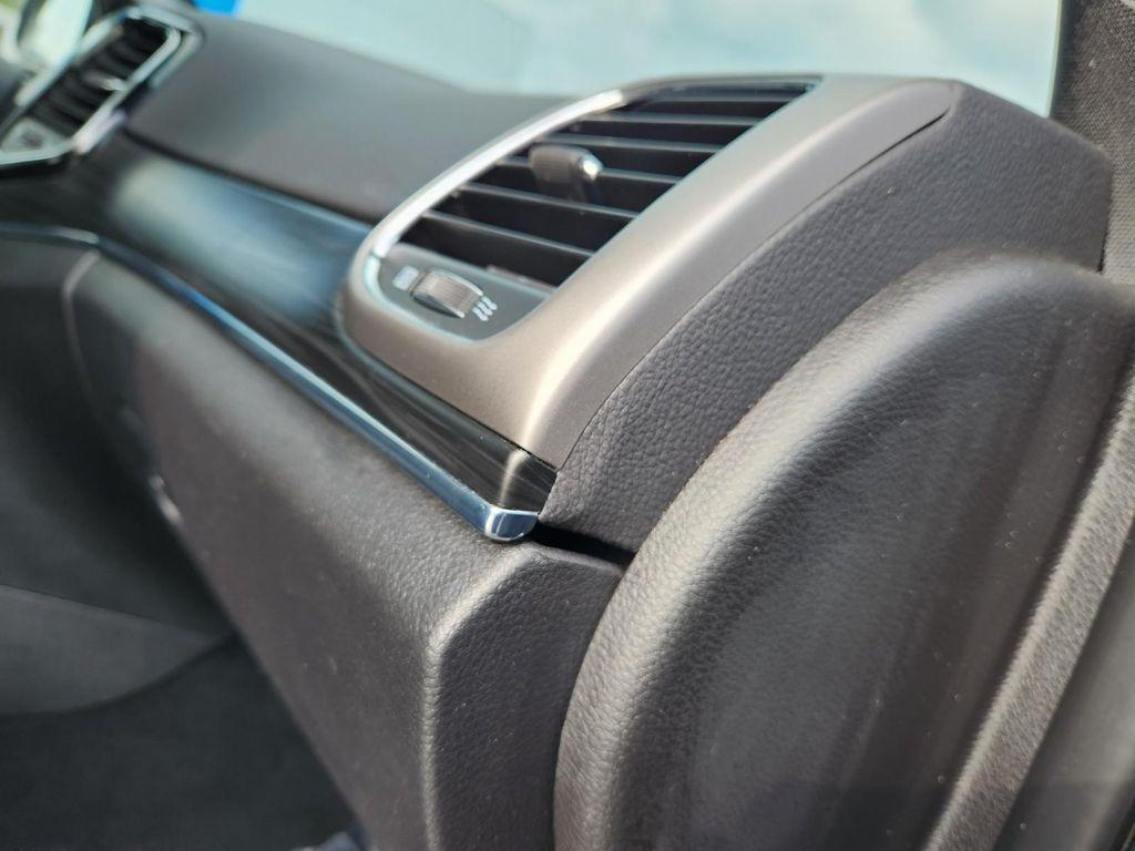 used 2021 Jeep Grand Cherokee car, priced at $25,875