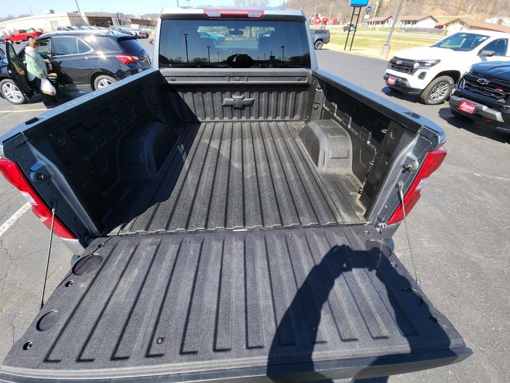 used 2022 Chevrolet Silverado 1500 car, priced at $41,987