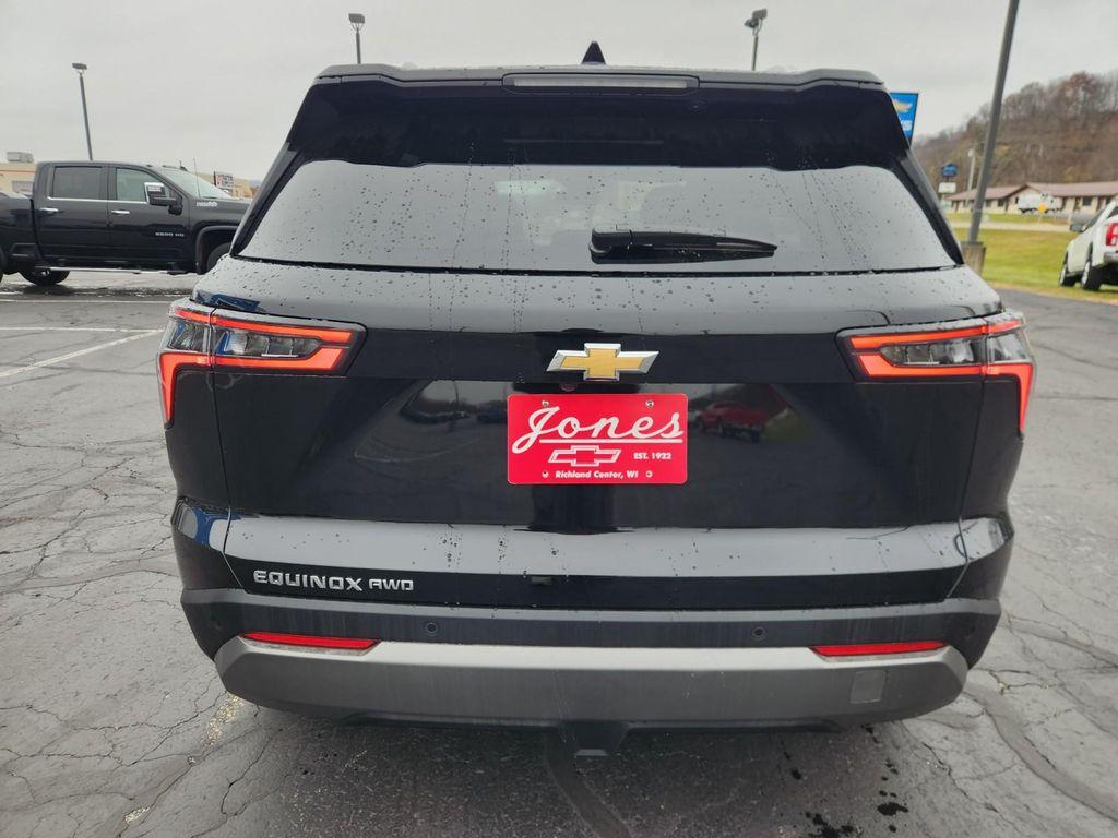 new 2026 Chevrolet Equinox car, priced at $35,379