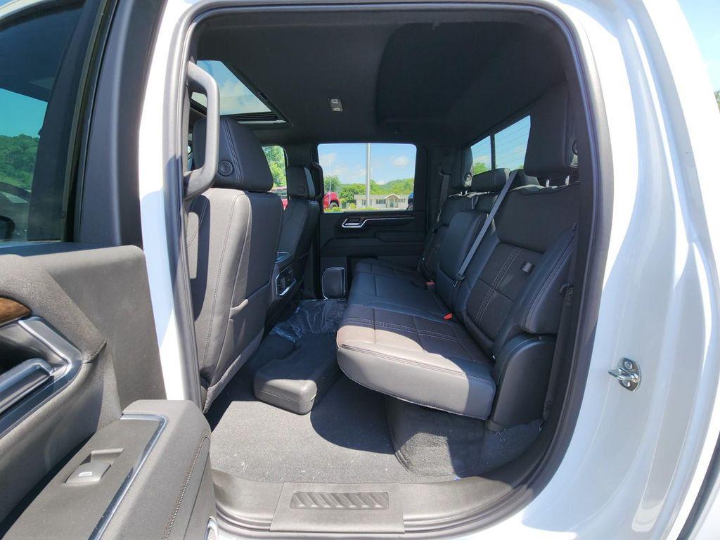 new 2025 Chevrolet Silverado 2500 car, priced at $83,037