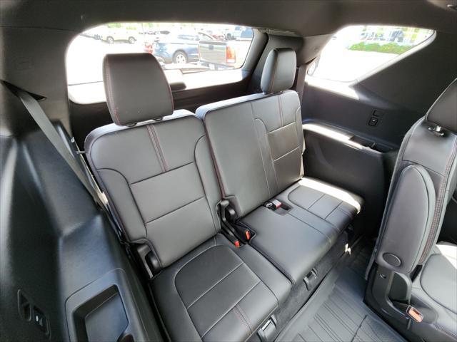 used 2023 Chevrolet Traverse car, priced at $38,987