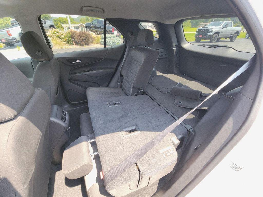 used 2024 Chevrolet Equinox car, priced at $25,987