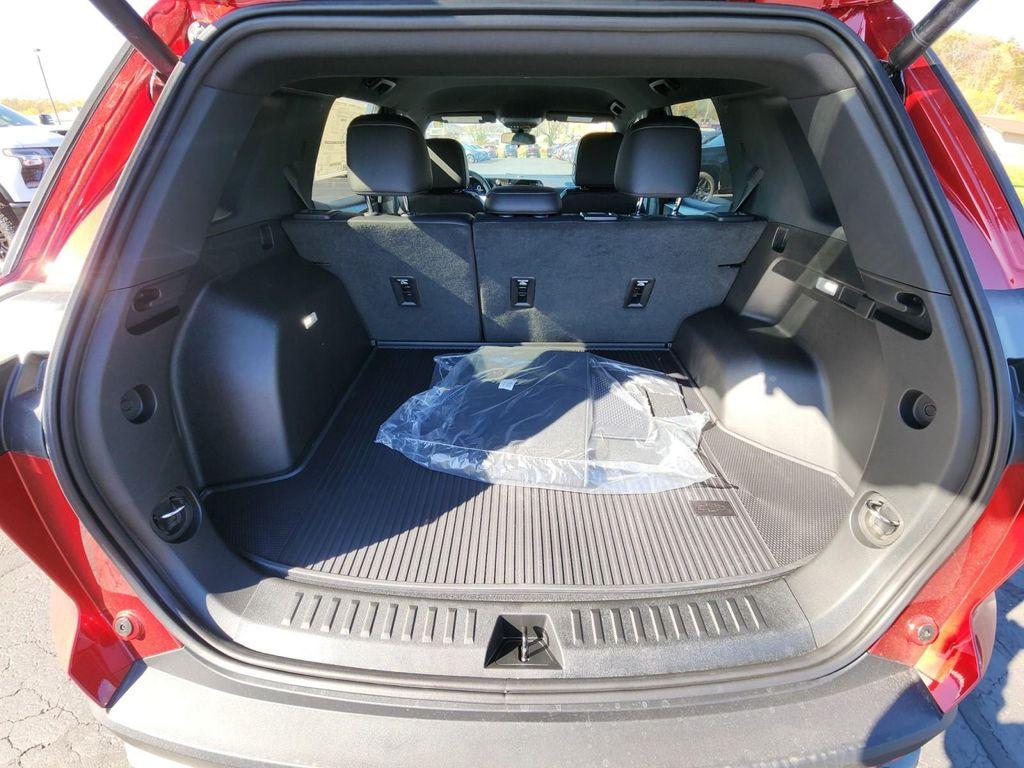 new 2026 Chevrolet Equinox car, priced at $34,668