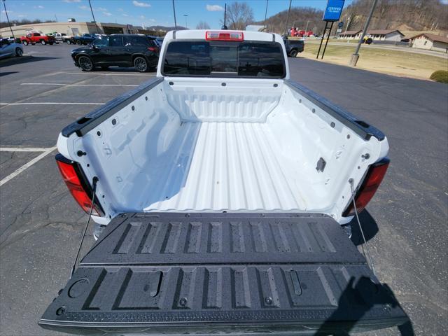 new 2025 Chevrolet Colorado car, priced at $45,610