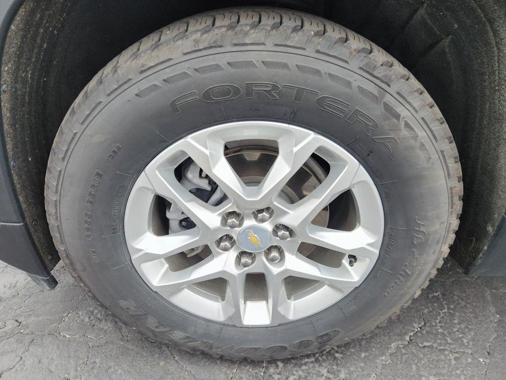 used 2021 Chevrolet Traverse car, priced at $23,987