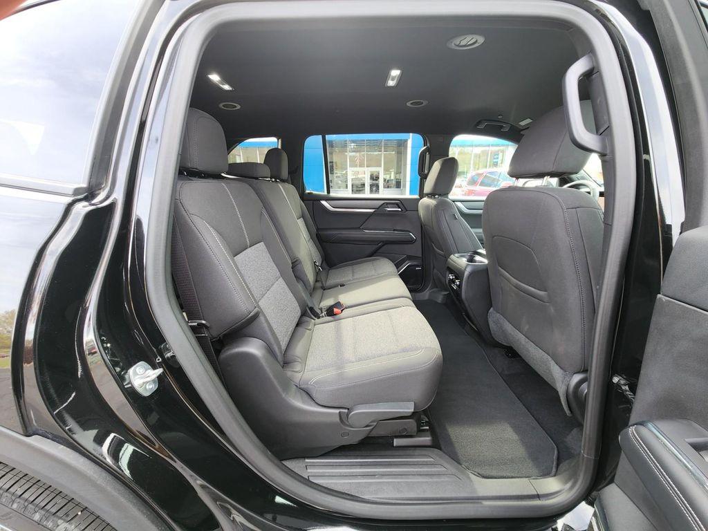 used 2025 GMC Acadia car, priced at $38,987