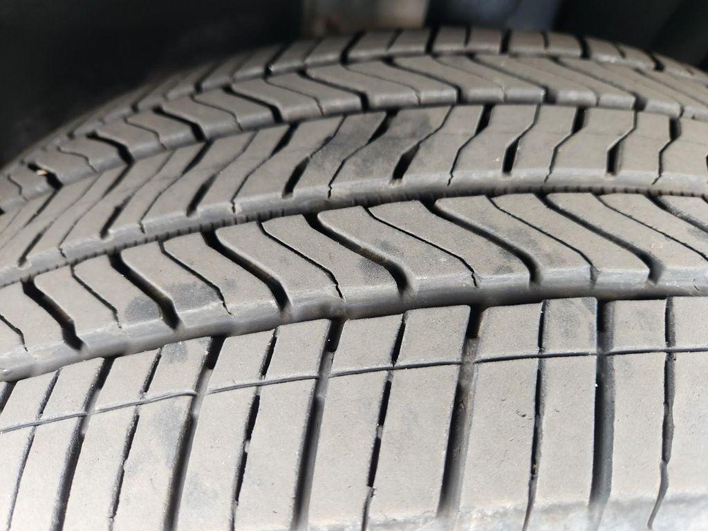 used 2025 GMC Acadia car, priced at $38,987