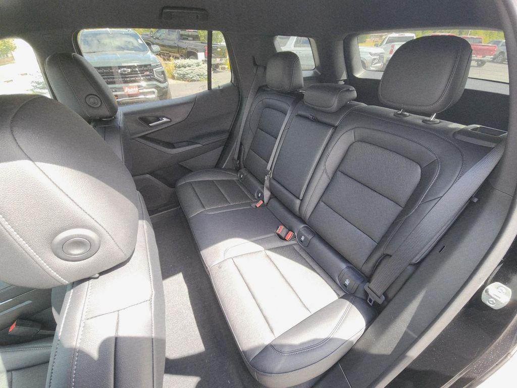 new 2026 Chevrolet Equinox car, priced at $34,324