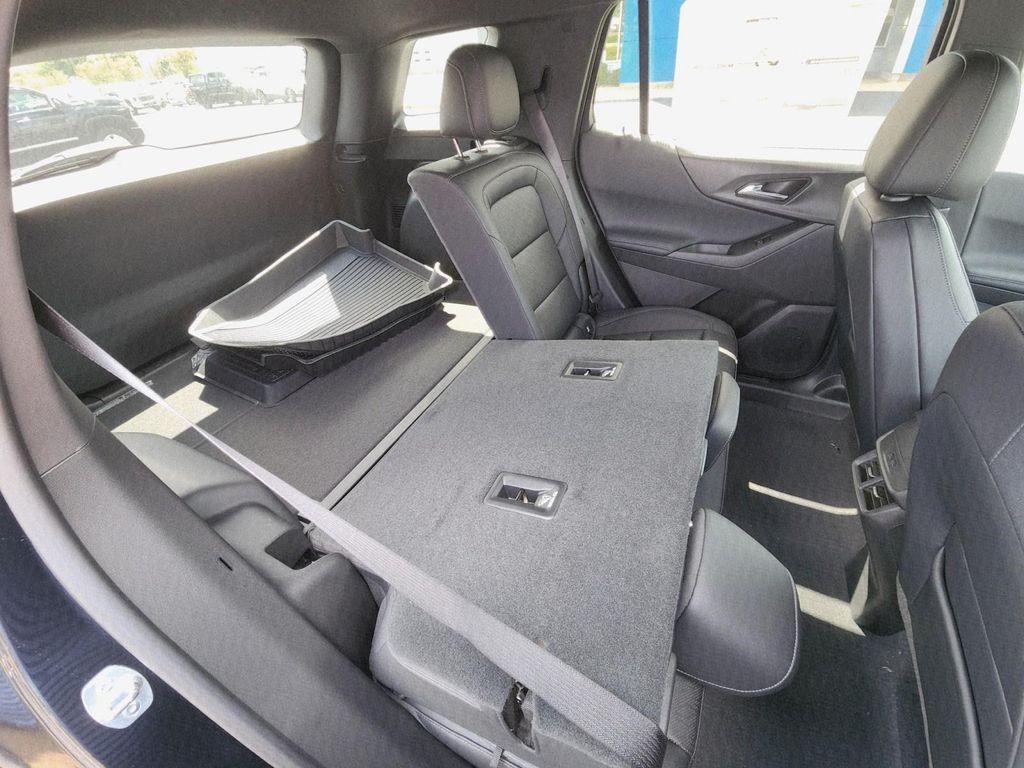 new 2026 Chevrolet Equinox car, priced at $34,324