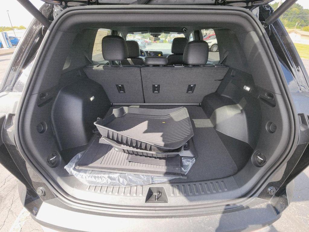 new 2026 Chevrolet Equinox car, priced at $34,324