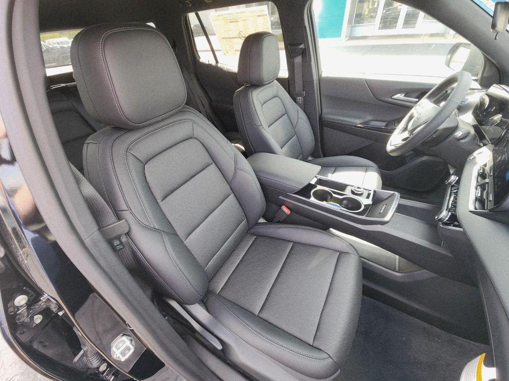 new 2026 Chevrolet Equinox car, priced at $34,324