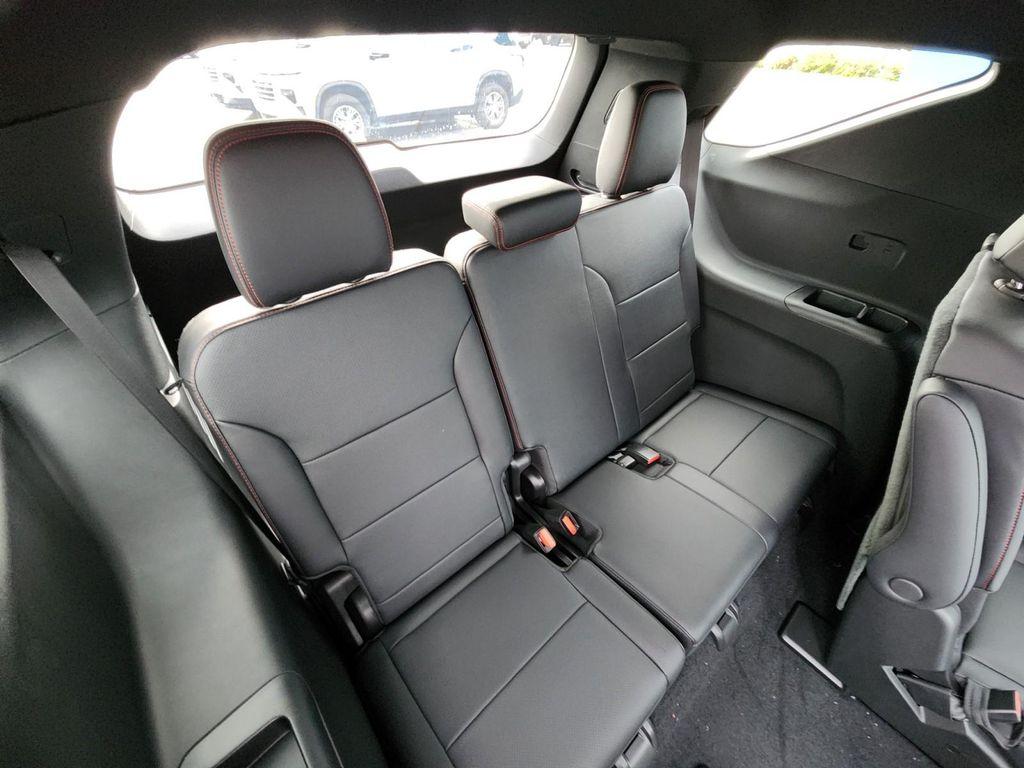 new 2026 Chevrolet Traverse car, priced at $50,918