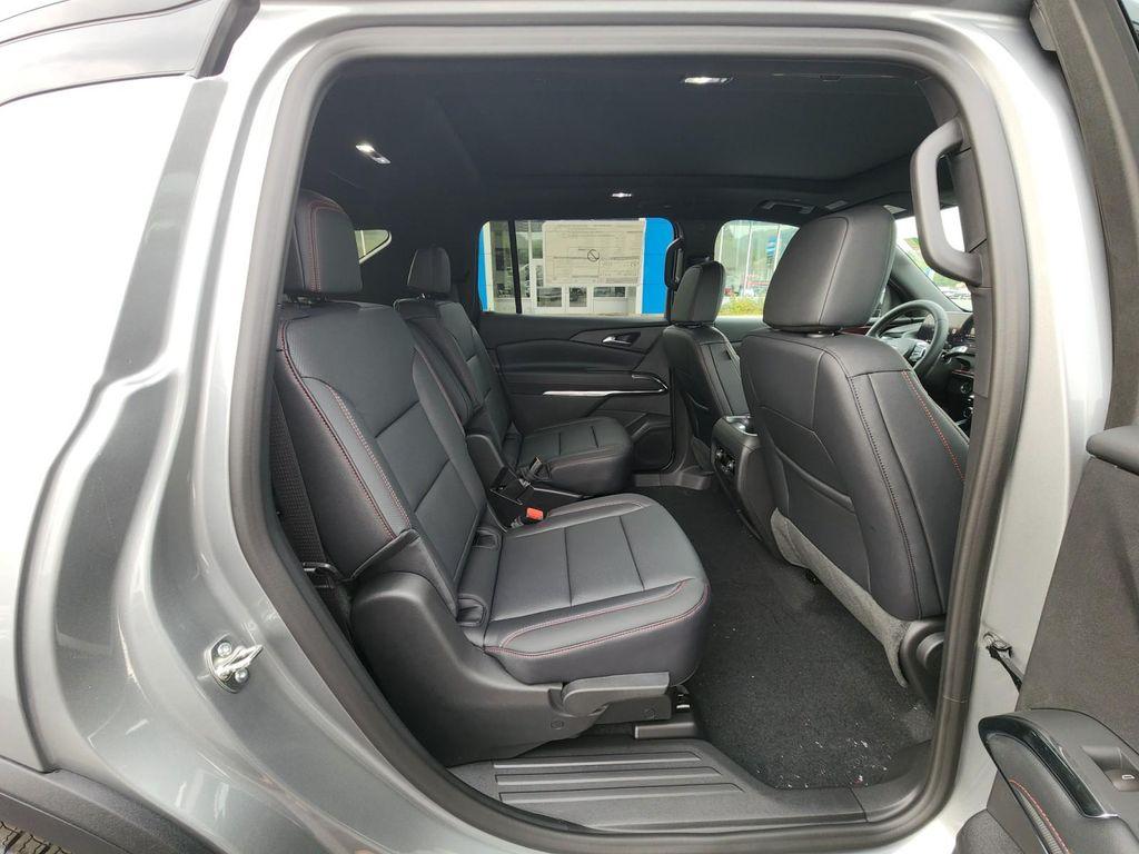 new 2026 Chevrolet Traverse car, priced at $50,918