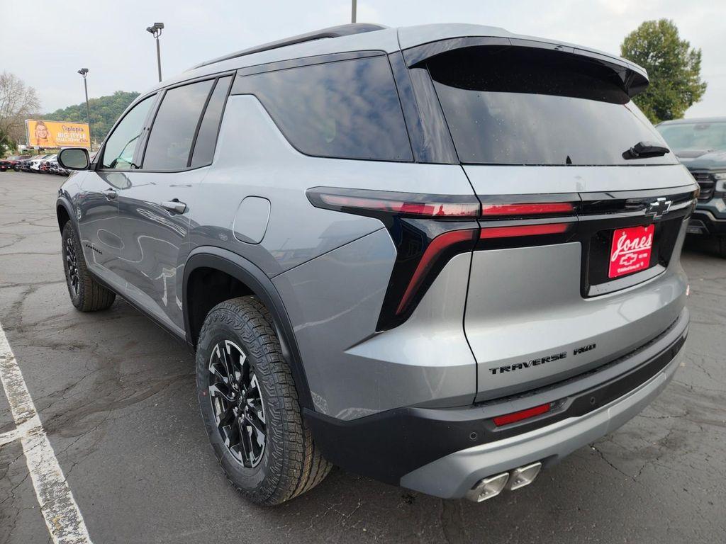 new 2026 Chevrolet Traverse car, priced at $50,918