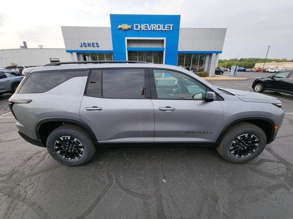 new 2026 Chevrolet Traverse car, priced at $50,918