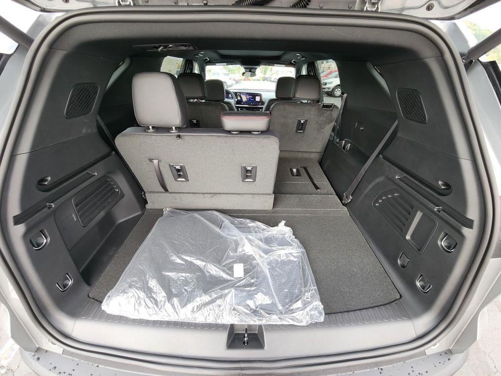 new 2026 Chevrolet Traverse car, priced at $50,918