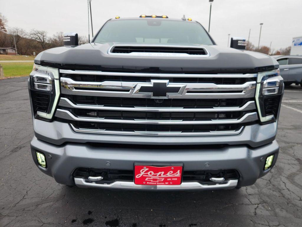 used 2024 Chevrolet Silverado 2500 car, priced at $67,987