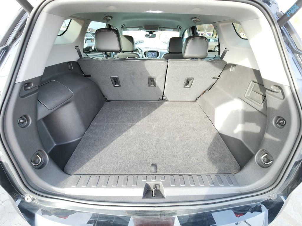 used 2024 GMC Terrain car, priced at $26,987