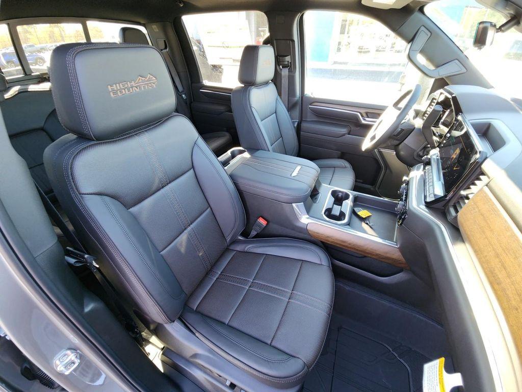 new 2026 Chevrolet Silverado 3500 car, priced at $86,944