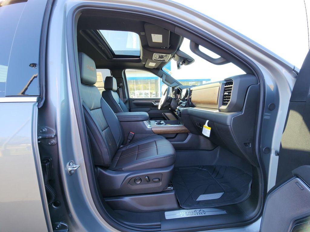 new 2026 Chevrolet Silverado 3500 car, priced at $86,944