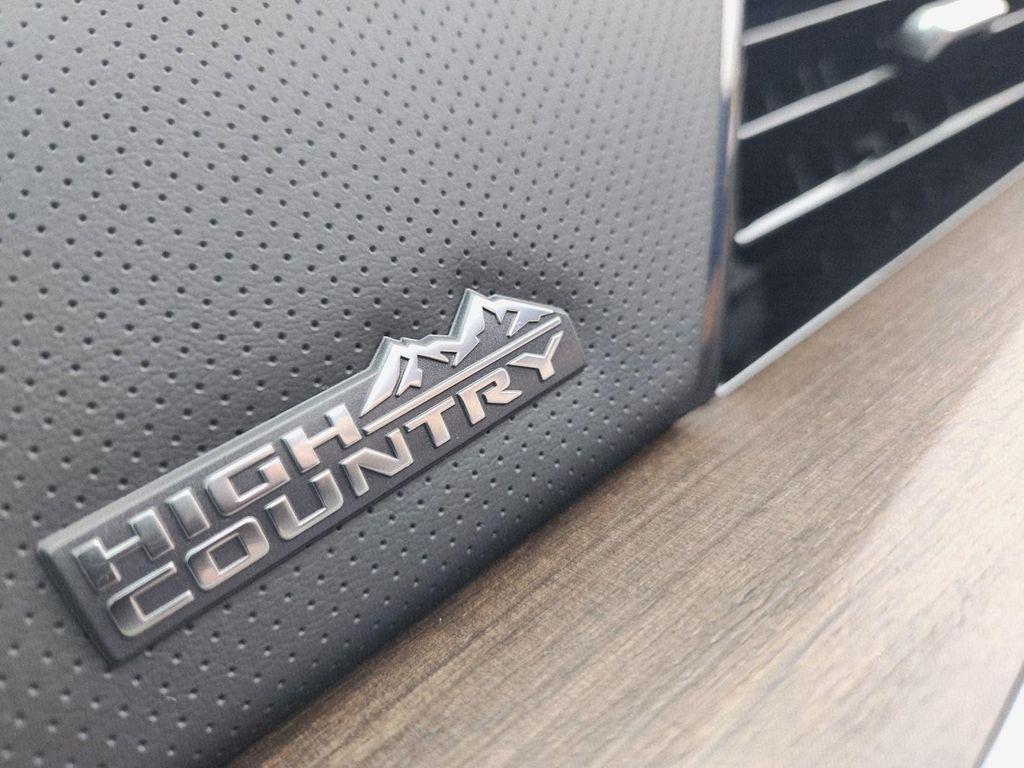 new 2025 Chevrolet Suburban car, priced at $93,320