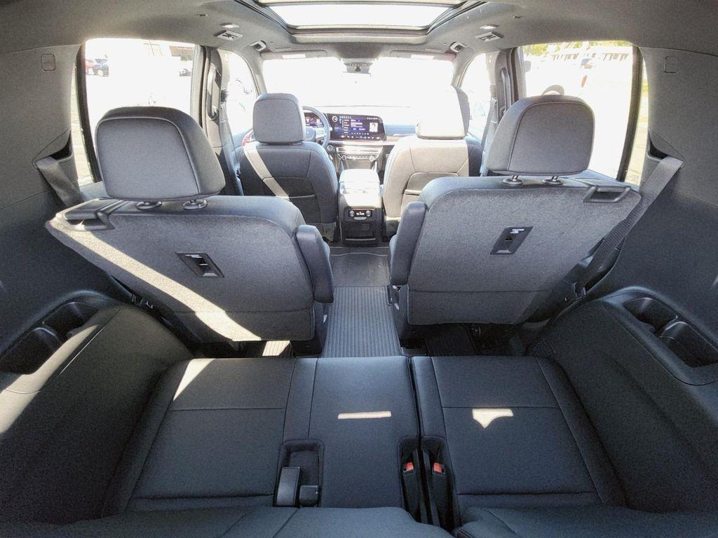 new 2026 Chevrolet Traverse car, priced at $53,945