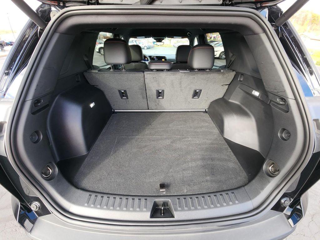 used 2025 Chevrolet Equinox car, priced at $33,987