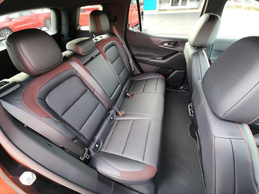 used 2025 Chevrolet Equinox car, priced at $33,987