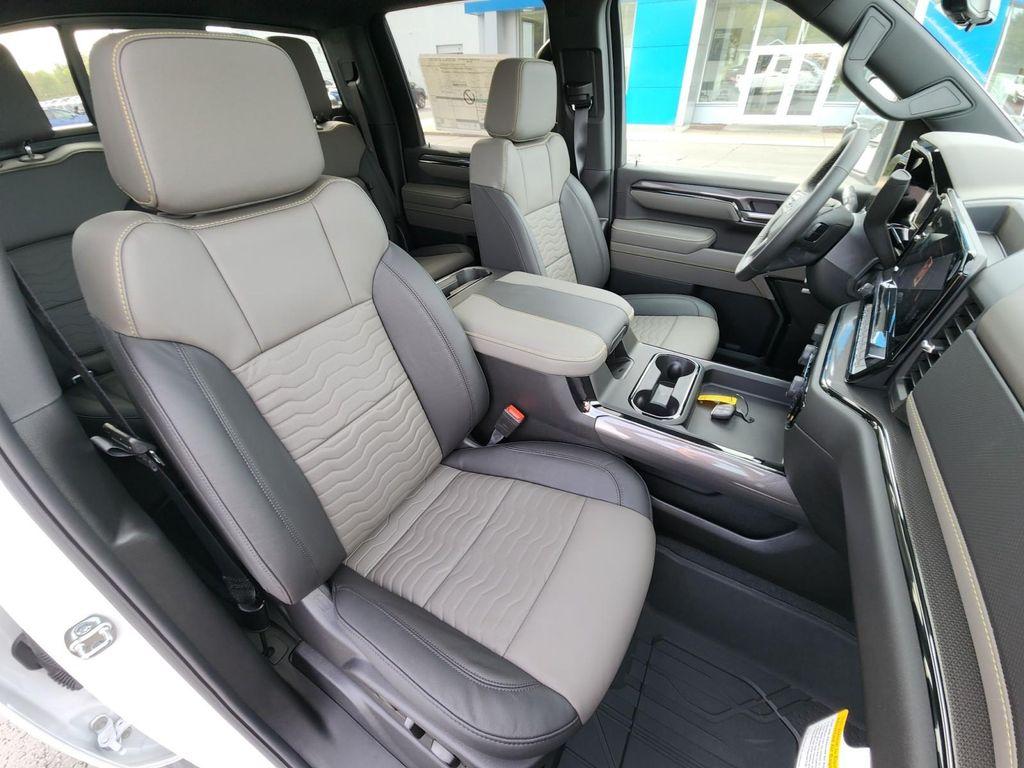 new 2025 Chevrolet Silverado 2500 car, priced at $84,332